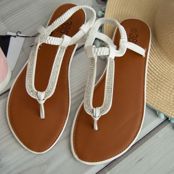 385 Fifth White Sandals - Picture 3 of 5